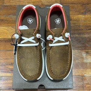 Ariat Women’s Buckeye H2O Weathered Honey Waterproof Slip On